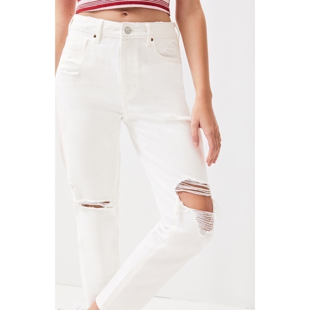 NWT Pacsun White Ripped MOM High Rise Ankle Jeans